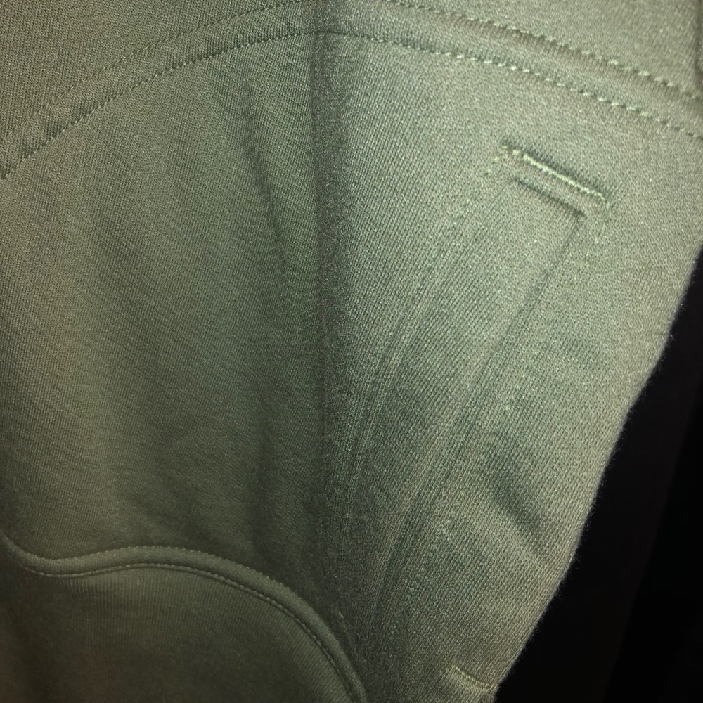 Green jacket - Picture 2 of 4